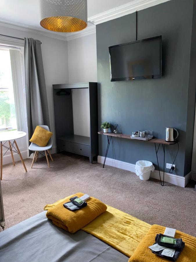 Hall Park Hotel Self Check In Workington Extérieur photo